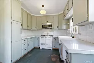 1044 N Hudson Ave, Pasadena, CA 91104 - Photo 19