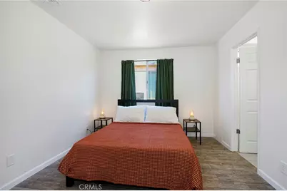 11408 Laurel Canyon Boulevard, Los Angeles, CA 91340 - Photo 15