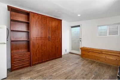 11408 Laurel Canyon Boulevard, Los Angeles, CA 91340 - Photo 23
