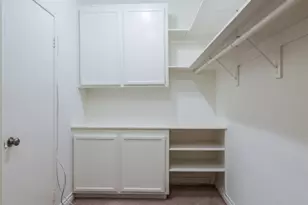 235 S Holliston, Pasadena, CA 91106 - Photo 21