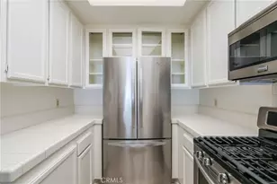 235 S Holliston, Pasadena, CA 91106 - Photo 9