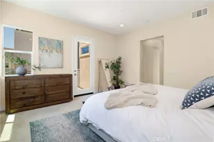 27512 Golden Currant Pl, Valencia, CA 91381 - Photo 15