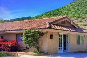 9557 1/2 Hierba, Agua Dulce, CA 91390 - Photo 9