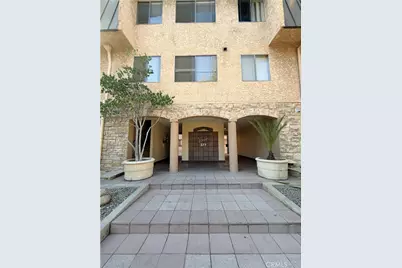 377 W California #27, Glendale, CA 91203 - Photo 1