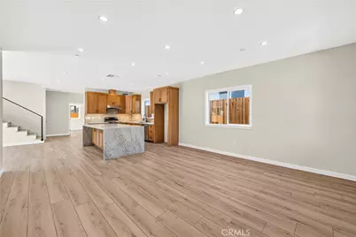 8734 Apperson Street, Sunland, CA 91040 - Photo 3