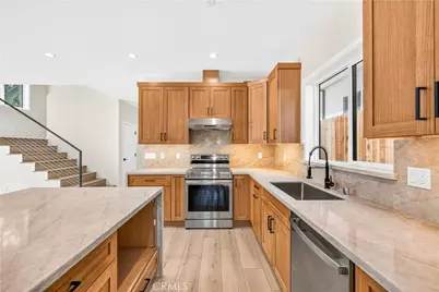 8734 Apperson Street, Sunland, CA 91040 - Photo 11