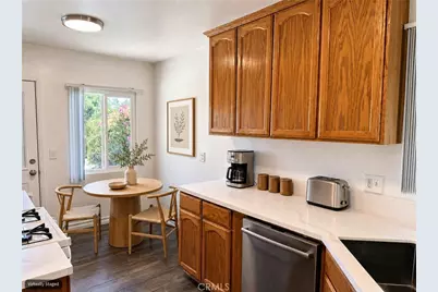 20146 Hartland, Winnetka, CA 91306 - Photo 7