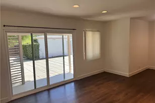 20146 Hartland, Winnetka, CA 91306 - Photo 3