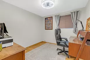 870 S Euclid Ave, Pasadena, CA 91106 - Photo 17