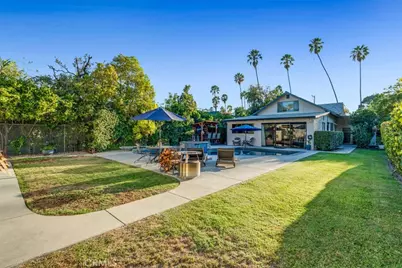 870 S Euclid Avenue, Pasadena, CA 91106 - Photo 19