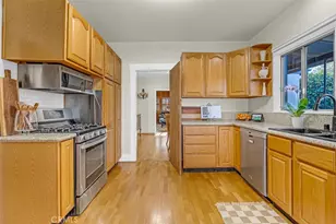 870 S Euclid Ave, Pasadena, CA 91106 - Photo 9
