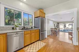 870 S Euclid Ave, Pasadena, CA 91106 - Photo 7