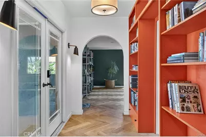17061 Parthenia St, Sherwood Forest, CA 91325 - Photo 19