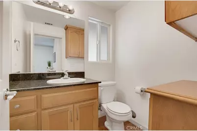 15735 Wyandotte, Lake Balboa, CA 91406 - Photo 17