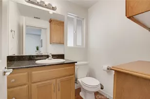 15735 Wyandotte, Lake Balboa, CA 91406 - Photo 17