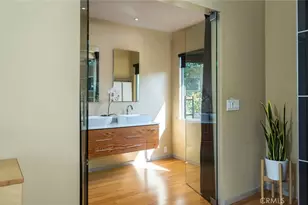 2770 Mira Vista Dr, Glendale, CA 91208 - Photo 23