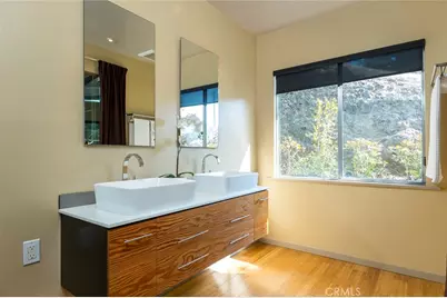 2770 Mira Vista Drive, Glendale, CA 91208 - Photo 25