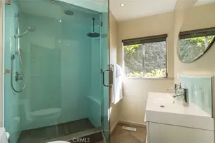 2770 Mira Vista Dr, Glendale, CA 91208 - Photo 29