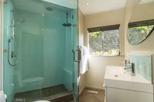 2770 Mira Vista Dr, Glendale, CA 91208 - Photo 29