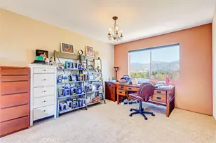 10480 Sunland Blvd, Sunland, CA 91040 - Photo 25