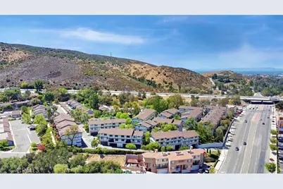 10480 Sunland Boulevard #7, Sunland, CA 91040 - Photo 43