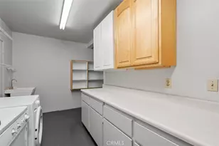 885 S Orange Grove, Pasadena, CA 91105 - Photo 21