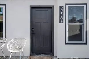 22432 Berdon St, Woodland Hills, CA 91367 - Photo 45