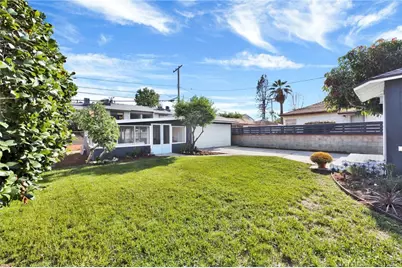 740 W Colorado, Monrovia, CA 91016 - Photo 25