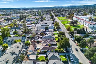 740 W Colorado, Monrovia, CA 91016 - Photo 39