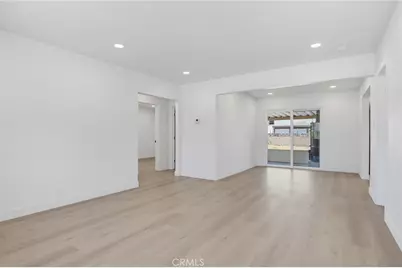 570 N East End Avenue, Pomona, CA 91767 - Photo 9