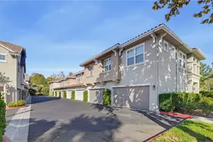 27344 Oaktree Pl, Valencia, CA 91354 - Photo 23