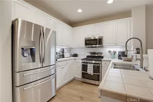 27344 Oaktree Pl, Valencia, CA 91354 - Photo 5