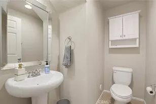 27344 Oaktree Pl, Valencia, CA 91354 - Photo 11