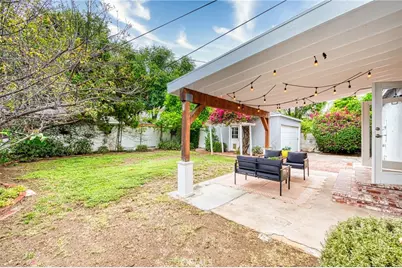 6705 Rubio Avenue, Lake Balboa, CA 91406 - Photo 21