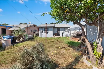 1438 W 70th, Los Angeles, CA 90047 - Photo 21