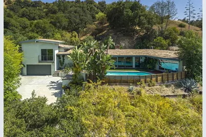 2770 Mira Vista Drive, Glendale, CA 91208 - Photo 39
