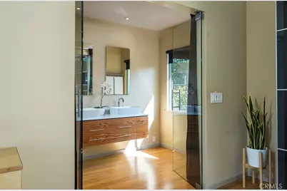 2770 Mira Vista Drive, Glendale, CA 91208 - Photo 23