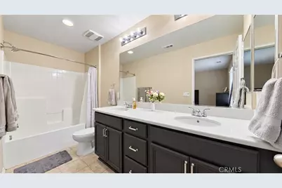 14671 Sherman Way, Van Nuys, CA 91405 - Photo 13