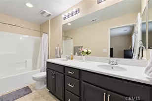 14671 Sherman Way, Van Nuys, CA 91405 - Photo 13
