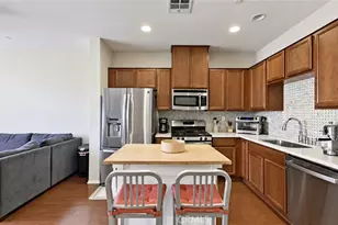 14671 Sherman Way, Van Nuys, CA 91405 - Photo 9