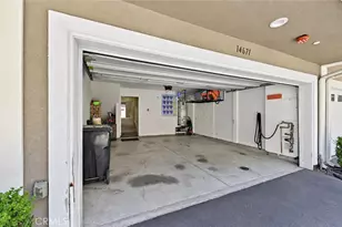 14671 Sherman Way, Van Nuys, CA 91405 - Photo 25