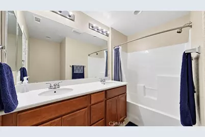 14671 Sherman Way, Van Nuys, CA 91405 - Photo 15