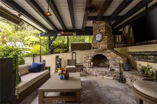 1935 Lyans Dr, La Canada Flintridge, CA 91011 - Photo 45