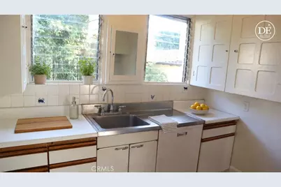 3434 Rowena Avenue, Los Angeles, CA 90027 - Photo 11