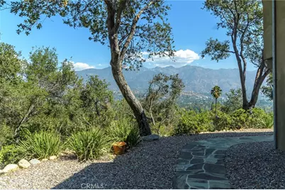 4036 Robin Hill Road, La Canada Flintridge, CA 91011 - Photo 71