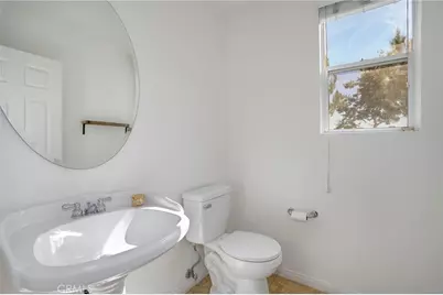 27904 Doubletree Way, Castaic, CA 91384 - Photo 29