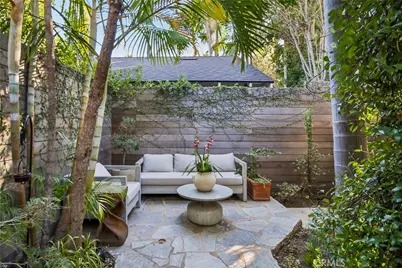 8863 Cynthia Street, West Hollywood, CA 90069 - Photo 17