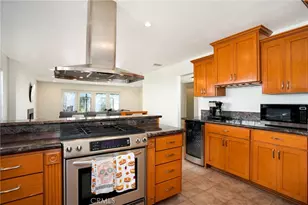 930 Larker Ave, Los Angeles, CA 90042 - Photo 13