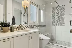 920 S Victoria Ave, Los Angeles, CA 90019 - Photo 29