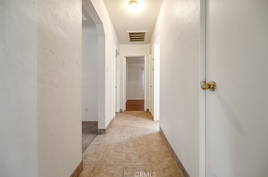 1990 Dalrymple Dr, Hanford CA  93230-1721 exterior